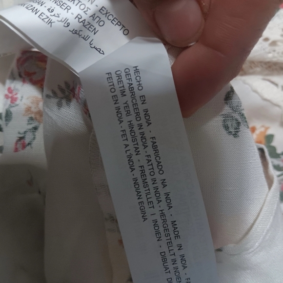 ZARA,Floral Embroidered Blouse - Picture 7 of 10